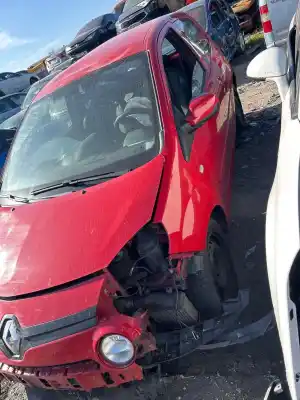 Здавання транспортного засобу RENAULT TWINGO II (CN0_) 1.5 DCI 75 року 2013 потужний K9K P8