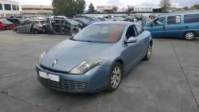 Sloopvoertuig RENAULT LAGUNA COUPÉ (DT0/1) 2.0 DCI (DT01, DT08, DT09, DT0K, DT12, DT1C, DT1D, DT1M,... van het jaar 2009 aangedreven M9R 744,M9R 748,M9R 754,M9R 802,M9R 805,M9R 808,M9