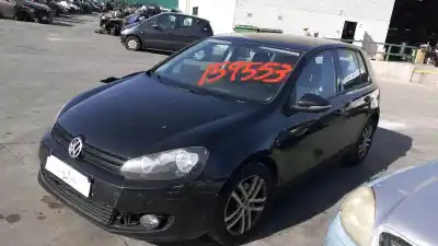 Sloopvoertuig VOLKSWAGEN GOLF VI (5K1) 1.6 TDI van het jaar 2011 aangedreven BKC