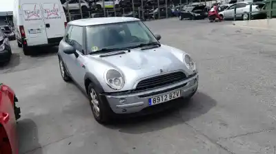 Verschrottungsfahrzeug MINI (BMW)                                         MINI (R50, R53)                                                                                                                                                                                                                                            ONE                                                                                                                                                                                                                                                        des Jahres 2002 angetrieben W10B16A