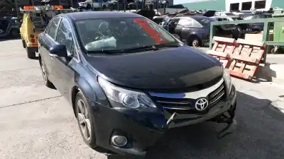 Sloopvoertuig TOYOTA AVENSIS SEDÁN (_T27_) 2.0 D-4D (ADT270_) van het jaar 2015 aangedreven 1AD-FTV
