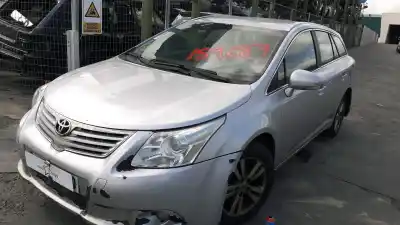 Sloopvoertuig TOYOTA AVENSIS SEDÁN (_T27_) 2.0 D-4D (ADT270_) van het jaar 2009 aangedreven 1AD-FTV