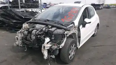 Veicolo di demolizione PEUGEOT 308 I (4A_, 4C_) 1.6 HDI dell'anno 2010 alimentato 9HY (DV6TED4),9HZ (DV6TED4)