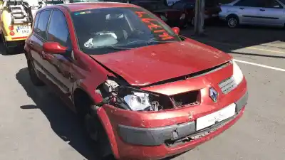 Scrapping Vehicle RENAULT MEGANE II (BM0/1_, CM0/1_) 1.6 16V (BM0C, CM0C) of the year 2004 powered K4M 760