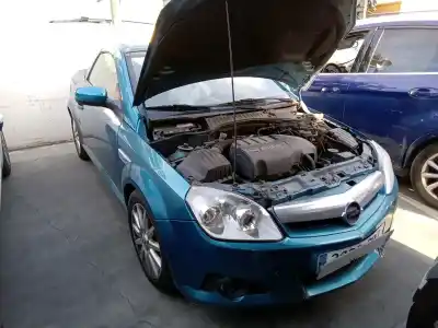 Veicolo di demolizione OPEL TIGRA TWINTOP (X04) 1.3 CDTI (R97) dell'anno 2005 alimentato Z 13 DT