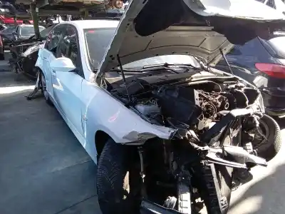 Veículo de Sucata BMW 320D  do ano 2008 alimentado 