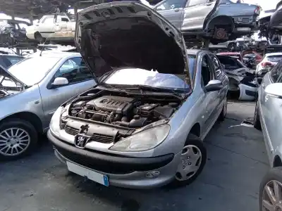 Vehículo de desguace PEUGEOT 206+  del año 2003 con motor 