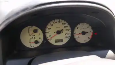 Sloopvoertuig MAZDA PREMACY (CP) 2.0 TD van het jaar 2004 aangedreven RF4F