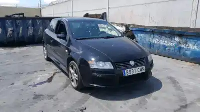 Scrapping Vehicle FIAT STILO (192_) 1.9 JTD (192_XF1A) of the year 2003 powered 192 A1.000,192 A3.000,192 A5.000,192 B4.000,937 A4
