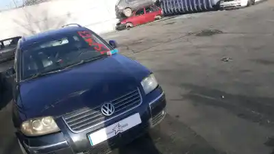Verschrottungsfahrzeug VOLKSWAGEN PASSAT B5.5 (3B3) 2.5 TDI des Jahres 2004 angetrieben AFB,AKN,BAU,BDG,BDH