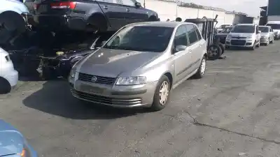 Scrapping Vehicle FIAT STILO  of the year 2000 powered 