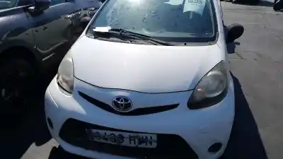 Veicolo di demolizione TOYOTA AYGO (_B1_) 1.0 (KGB10_) dell'anno 2014 alimentato 1KR-FE