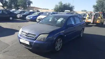 Scrapping Vehicle OPEL VECTRA C GTS (Z02) 2.2 16V (F68) of the year 2002 powered X25XE1