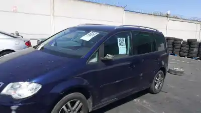 Veículo de Sucata VOLKSWAGEN TOURAN (1T1) Traveller do ano 2007 alimentado BKD,BMM