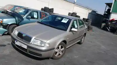 Veicolo di demolizione skoda                                              octavia i (1u2)                                                                                                                                                                                                                                            1.9 tdi                                                                                                                                                                                                                                                    dell'anno 2004 alimentato ahf,asv