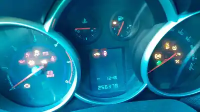 Verschrottungsfahrzeug CHEVROLET CRUZE (J300) 2.0 CDI des Jahres 2013 angetrieben Z20D1