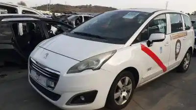Здавання транспортного засобу PEUGEOT 5008 (0U_, 0E_) 1.6 BLUEHDI 120 року 2015 потужний BHZ (DV6FC)