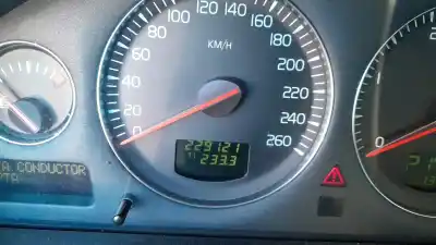 Утилизация автомобиля VOLVO V70 II (285) D5 AWD года 2003 питание D 5244 T,D 5244 T2,D 5244 T5