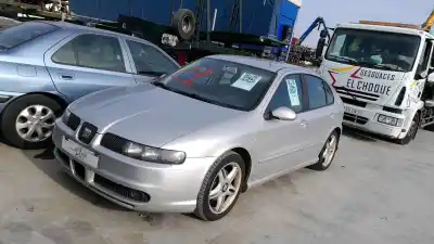 Veículo de Sucata seat                                               leon (1m1)                                                                                                                                                                                                                                                 1.9 tdi                                                                                                                                                                                                                                                    do ano 2004 alimentado agr,ahf,alh,aqm,arl,asv,asz