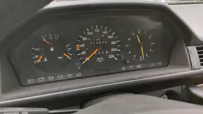 Sloopvoertuig MERCEDES-BENZ 300  van het jaar 1998 aangedreven OM 603.912,OM 603.960,OM 603.963,OM 606.910,OM 606