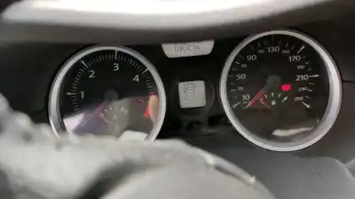 Verschrottungsfahrzeug RENAULT MEGANE 3 MANUAL des Jahres 2007 angetrieben K9K P7