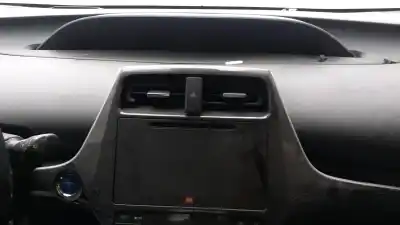 Veicolo di demolizione TOYOTA PRIUS (_W5_) 1.8 HYBRID (ZVW50, ZVW50_, ZVW51_) dell'anno 2018 alimentato 2ZR