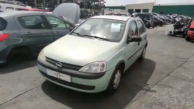 Verschrottungsfahrzeug OPEL CORSA C (X01)  des Jahres 2001 angetrieben Z 12 XE