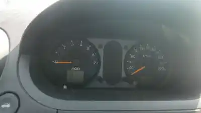 Veículo de Sucata FORD FIESTA 5 MANUAL do ano 2003 alimentado FHA, FHE, FXJA, FXJB