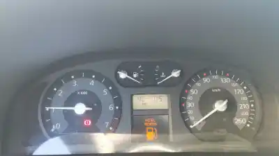 Scrapping Vehicle renault laguna ii (bg0/1_) 1.6 16v (bg1g, bg1h) of the year 2006 powered k4m 716