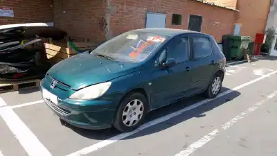 Verschrottungsfahrzeug PEUGEOT 307 SW FURGÓN/RANCHERA FAMILIAR (3E_, 3H_)  des Jahres 2003 angetrieben RHY