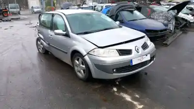 Здавання транспортного засобу RENAULT MEGANE II SEDÁN (LM0/1_) 1.9 DCI року 2007 потужний F9Q 803,F9Q 804
