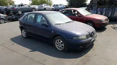 Sloopvoertuig SEAT LEON (1M1)  van het jaar 2001 aangedreven AUS,AZD,BCB