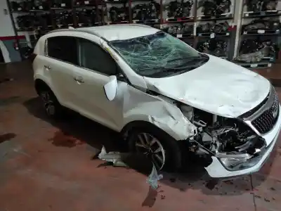 Vehicul casat kia sportage iii (sl) 1.7 crdi al anului 2015 alimentat d4fd