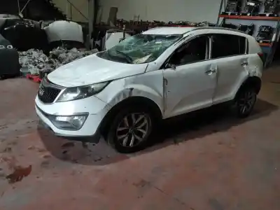 Vehicul casat kia sportage iii (sl) 1.7 crdi al anului 2015 alimentat d4fd