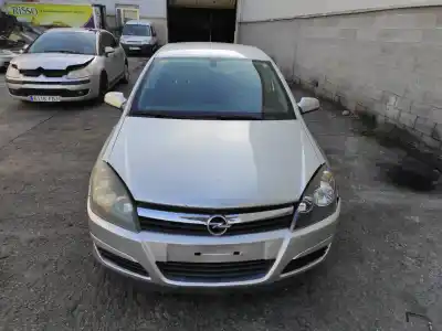 Véhicule à la ferraille OPEL ASTRA H BERLINA G-Z16XEP de l'année 2004 alimenté Z16XEP