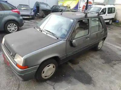 Véhicule à la ferraille renault 5 (b/c40) gtl (b/c 402. c 407) de l'année 1989 alimenté c1j