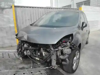 Vehículo de desguace RENAULT SCENIC II Dynamique del año 2009 con motor F9Q872