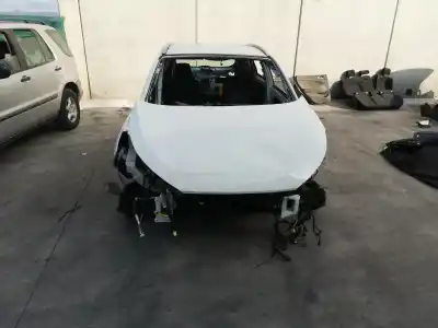 Veicolo di demolizione HYUNDAI TUCSON (TL) D4FD dell'anno 2017 alimentato D4FD