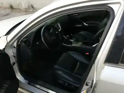 Здавання транспортного засобу lexus is (ds2/is2) 2adfhv року 2009 потужний 2adfhv