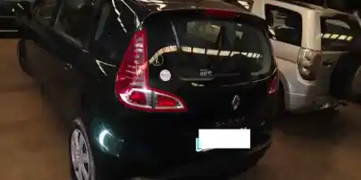 Здавання транспортного засобу RENAULT SCÉNIC III (JZ0/1_) 1.9 DCI (JZ0J, JZ1J, JZ1K, JZ1S) року 2010 потужний F9Q872