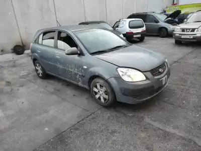 Scrapping Vehicle kia rio (jb) g4ee of the year 2007 powered g4ee