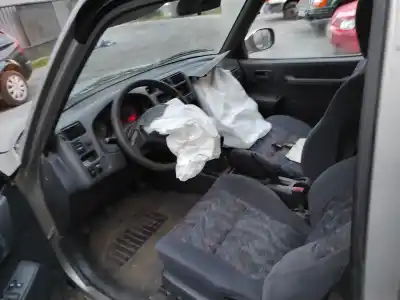 Здавання транспортного засобу toyota rav 4 funcruiser (a1) básico року 2000 потужний 3sfe
