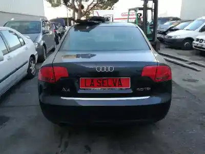 Veículo de Sucata audi a4 b7 (8ec) 2.0 tdi 16v do ano 2005 alimentado blb