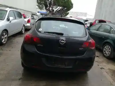 Здавання транспортного засобу opel astra j berlina 5p d-a17dtr року 2010 потужний a17dtr