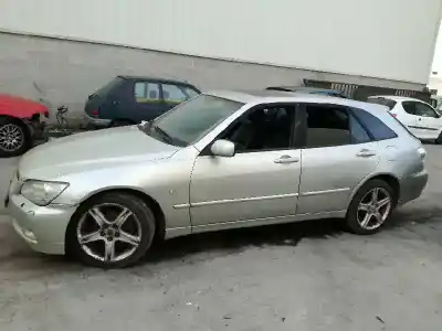 Scrapping Vehicle lexus is 300 (jce10) 2jzge of the year 2002 powered 2jzge