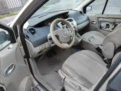 Здавання транспортного засобу renault scenic ii (jm) m9b7 року 2007 потужний m9b7