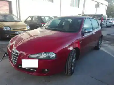 Hurda Aracı ALFA ROMEO 147 (190) AR37203-G Yılın 2008 güçlü AR37203