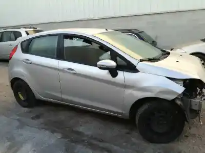 Veículo de Sucata ford fiesta (cnn) ugjc do ano 2015 alimentado ugjc
