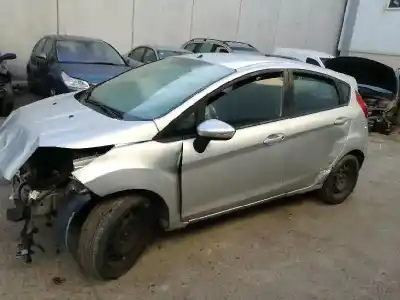 Veículo de Sucata ford fiesta (cnn) ugjc do ano 2015 alimentado ugjc