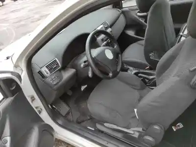 Здавання транспортного засобу fiat stilo (192) 192a5000 року 2004 потужний 192a5000